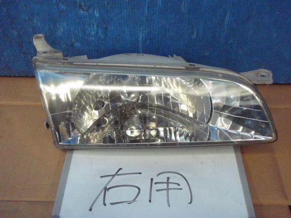 Toyota sprinter 1998 right head light assembled [8210800]