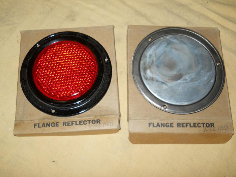 Ruby red glass 4" reflectors with flange for flat surface tiger-ey   do ray  usa