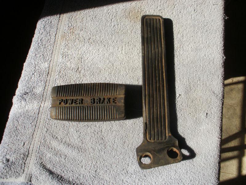 1959-60 ford thunderbird power brake and gas pedals