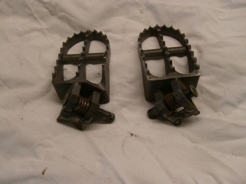 2002 kawasaki kx250 kx 250 footpegs foot pegs