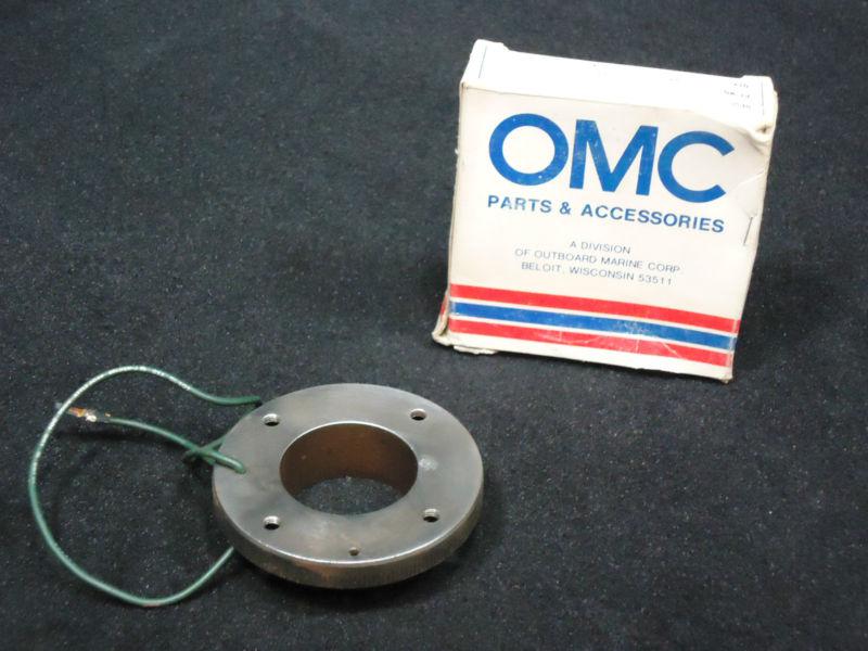 1968-77 boat part front coil & lead# 0382366, 382366 omc cobra stern drive 4