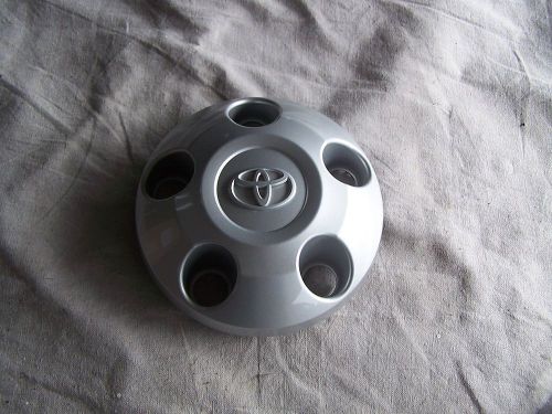 Toyota tundra oem center hub cap for standard steel wheel 5 lug round