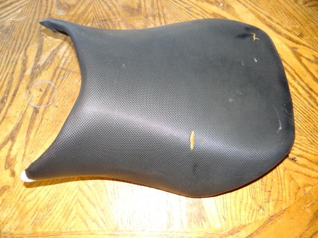 05-06_kawasaki_zx6r_zx_636_zx-6r_front rider's seat_cushion_pan_cover