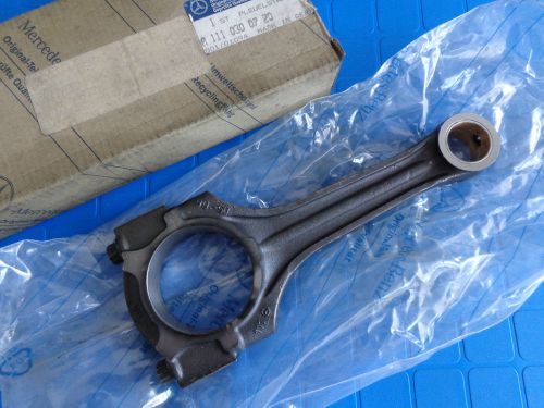 Mercedes benz w202 c180 e200 c200 r170 slk connecting rod 1110300720 oem nos