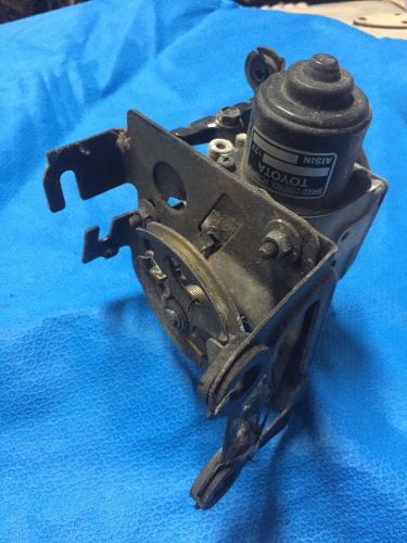 1991-1992 toyota land cruiser cruise control actuator servo (88200-60011) k