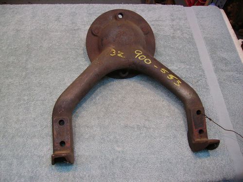 1932 packard 900 sedan rear spare tire bracket.