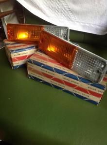 Datsun 720 pickup truck front turn signal lights lamps nos japan