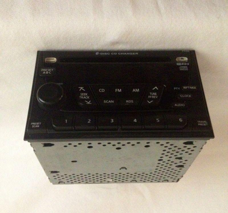 1999 - 04 nissan xterra frontier radio sterio 6 disc cd changer # 218185-7z500