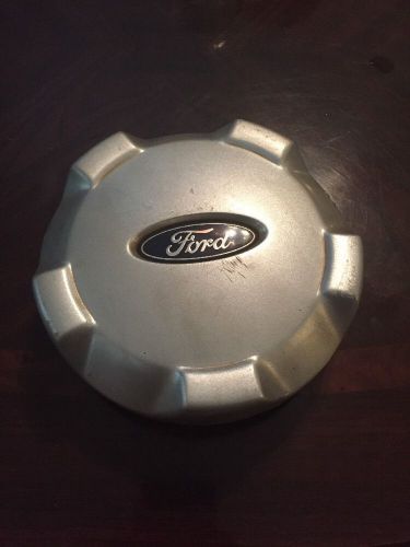 01-04 02 03 ford escape wheel center hub cap yl84-1a096- eb (136)