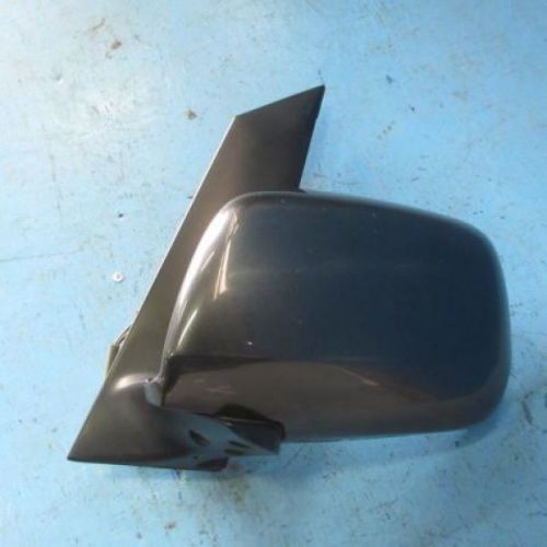 Toyota voxy 2001 left side mirror assembly [5613600]