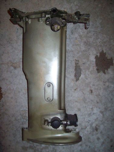 18 20 25 hp johnson evinrude omc outboard mid exhaust drive shaft housing 358689
