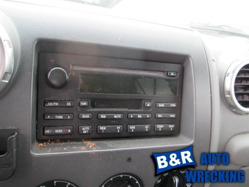 Radio/stereo for 03 04 ford expedition ~ am-fm-cd-cass id 2l1f-18c868-aa