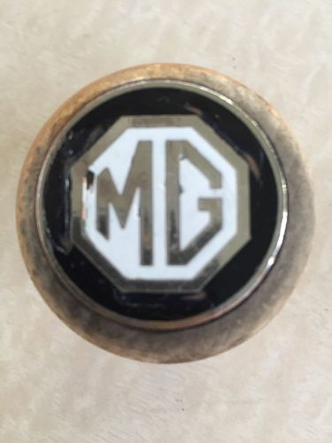 Mg mga td tf tc mgb oem shift knob walnut nos amco cloisonné emblem