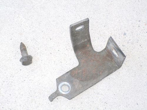 1993-1997 camaro z28 lt1 v8 l/h left driver side brake line mounting bracket