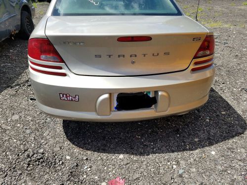 2002 dodge stratus tail light passenger side