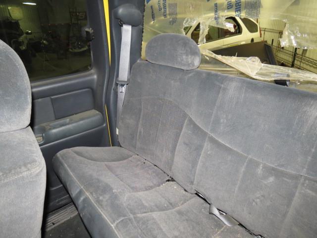 2001 chevy silverado 1500 rear seat belt & retractor only rh passenger gray