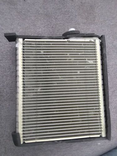 68138270ab  a/c evaporator core front mopar 68138270ab dodge ram