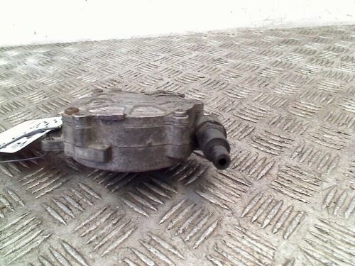 Vacuum pump vacuum pump vw van t5 van 2.0 tdi drf (caac) 2013 03l145100-