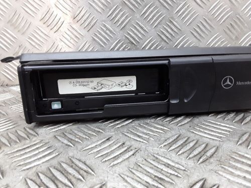 2004 mercedes c class cd changer dvd a2208274642