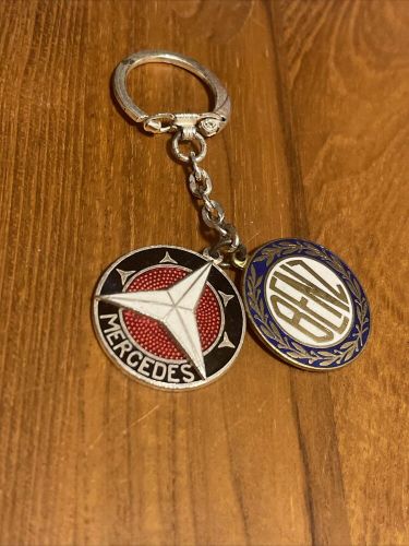 Vintage mercedes-benz enamel keyring key fob