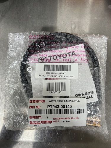 New oem genuine toyota rear seat entertainment wireless headphones pt943-00140