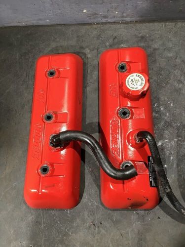 Oem volvo penta 4.3 vortec valve covers 3842875