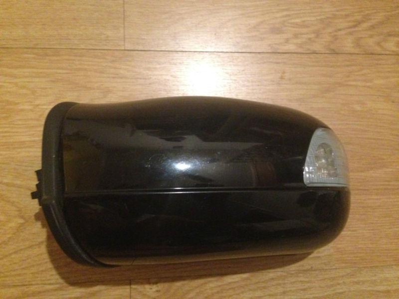 Mercedes-benz w210 2002 facelift driver side mirror, oem