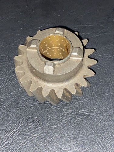 1957-1959 corvette borg warner t10 4 speed trans front reverse idler gear nos