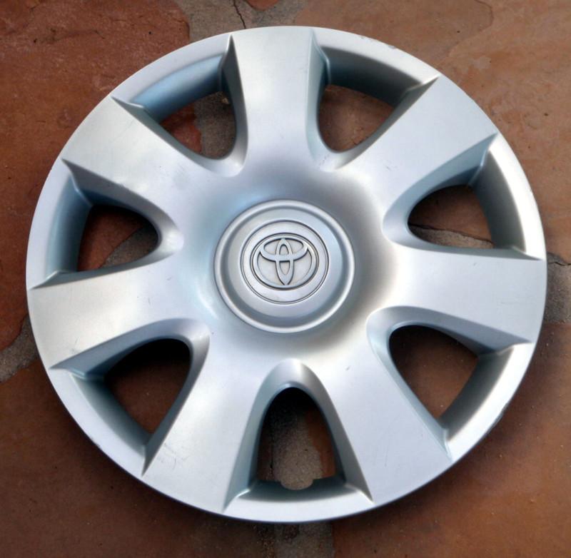 2002 2003 2004 02 03 04 toyota camry hubcap wheel cover 15" inch oem