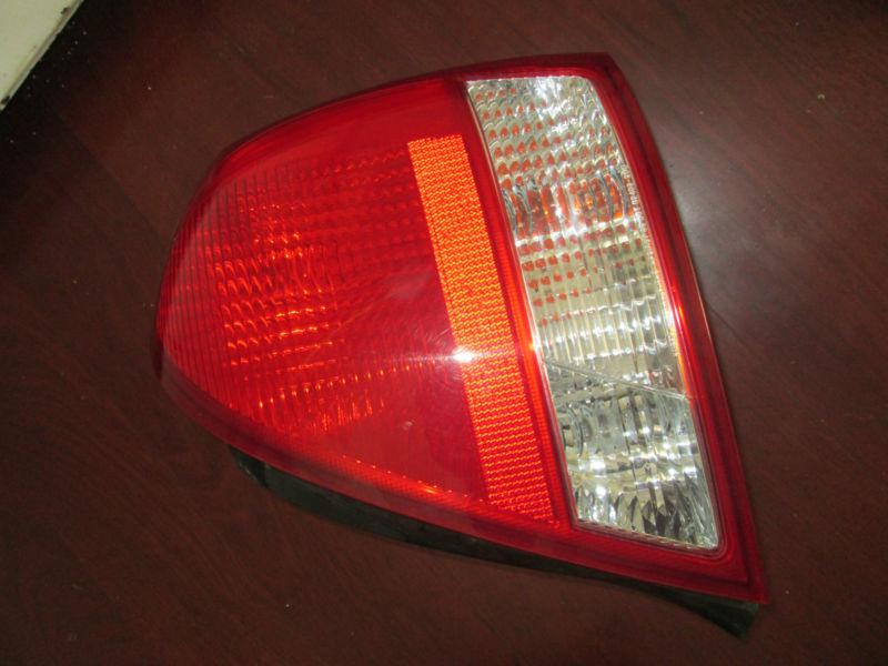 01 02 03  hyundai elantra - passenger side tail light rh