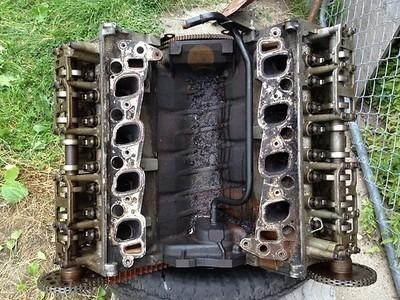 Ford mustang gt 4.6l "x" v8 engine with cylinder heads 2000-2004 parts or repair