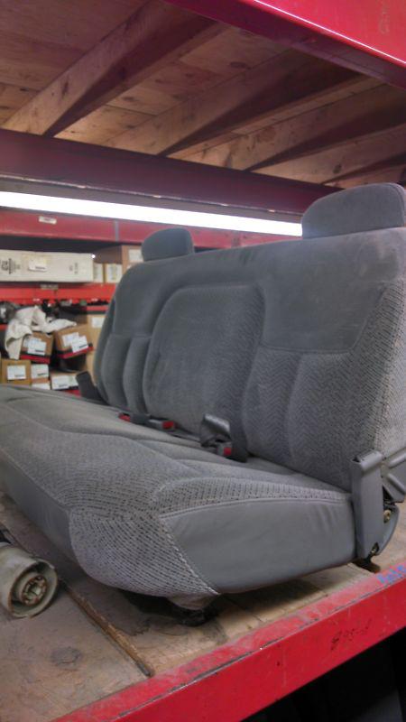 Suburban yukon 3rd row grey cloth seat nice!!! 95 96 97