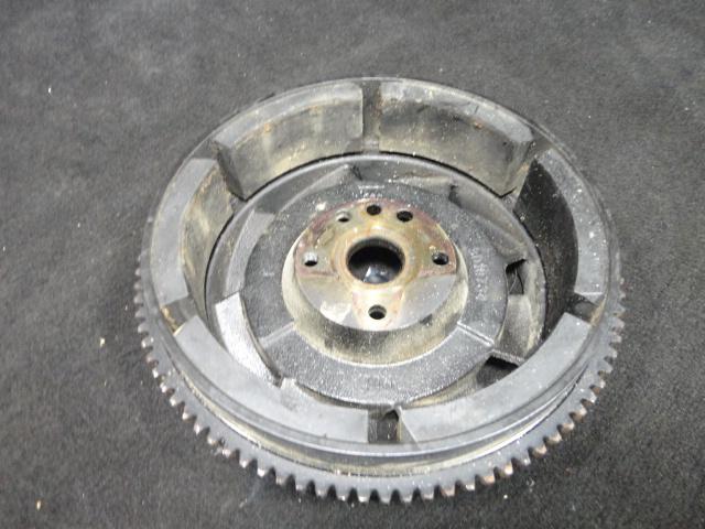 Flywheel assembly #586526/05865526 johnson/evinrude 2000-2006 75-175hp #1 (713)