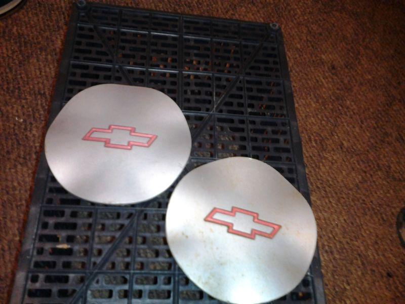 Chevy lumina 95-99 monte carlo 95-99 silver / red centercaps