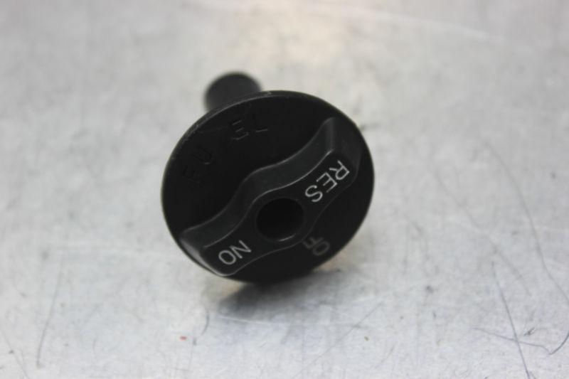 B54 29174 # 03 04 06 08 kawasaki zzr600 zzr 600 petcock knob 