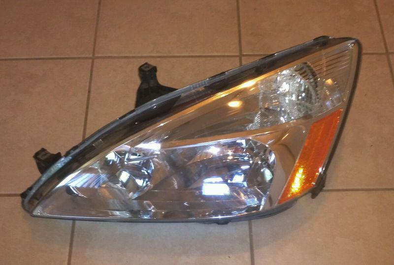 2003-2007 honda accord left/driver side headlight