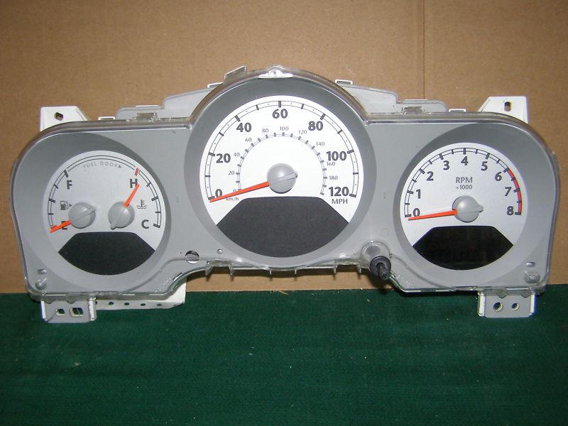 2006 2007 2008 chrysler pt cruiser speedometer cluster  25k