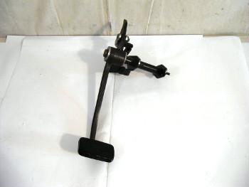 2002 mack vision clutch pedal