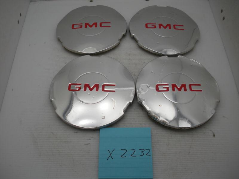 Lot of 4- 99 00 01 02 03 04 gmc sierra 15712389 wheel center caps hubcaps oem