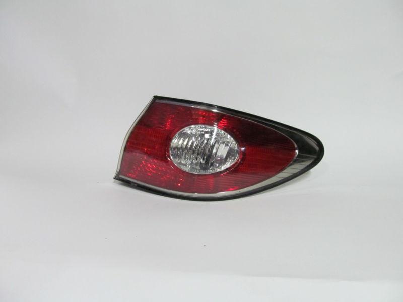 02 03 04 lexus es300 oem right tail light nice!