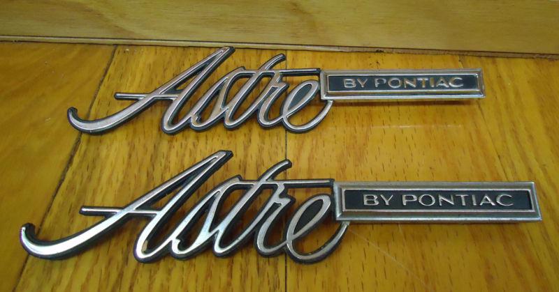 74 75 76 77 pontiac nos astre chrome emblems set of 2, used good condition