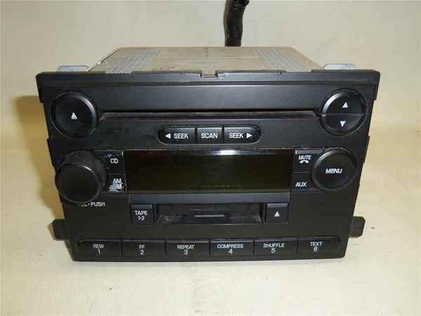 2005 ford freestar cd/cassette radio oem lkq