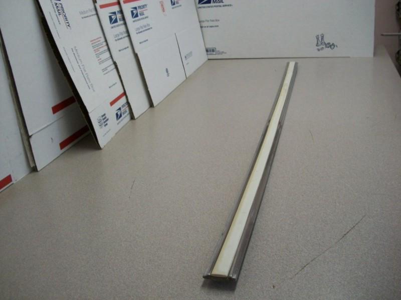 Door trim - 1975 1976  caprice impala bel air 4-door front right door 76cc1-7m