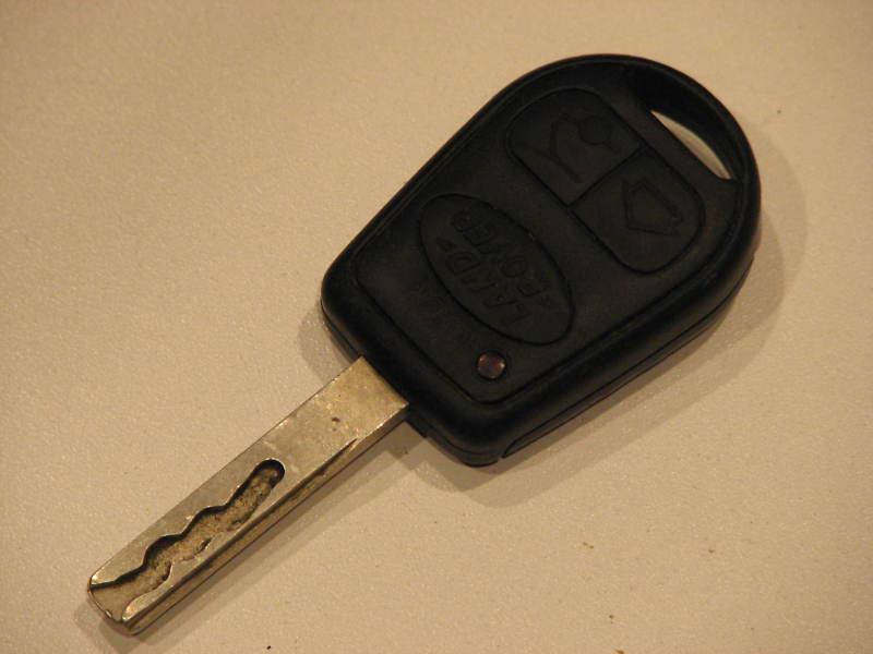 2003 -2005 land rover  keyless remote fcc:  lx8fzv lx8 fzv  cut key