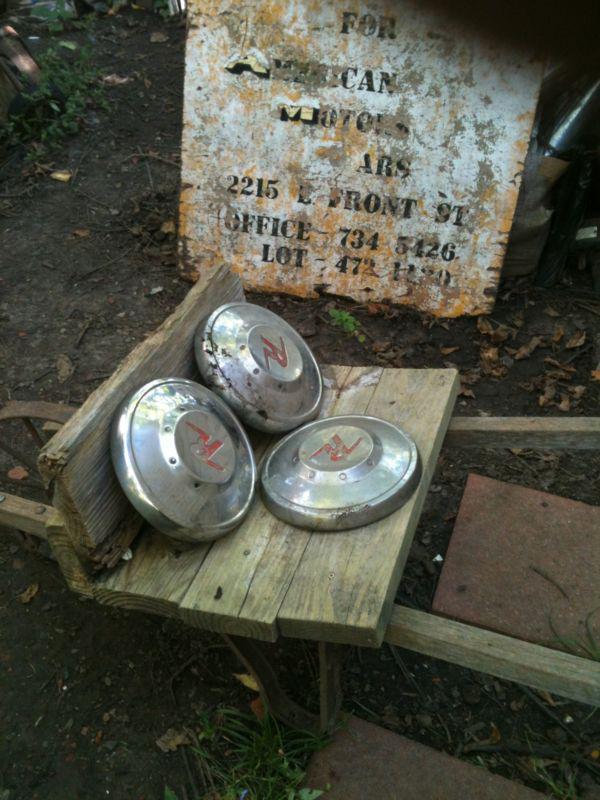 1950 s and 60 s amc rambler hubcaps american motors dog dish style r 