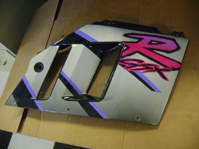 89-92 suzuki gsxr1100 right mid side panel oem stock no cracks gsxr 1100