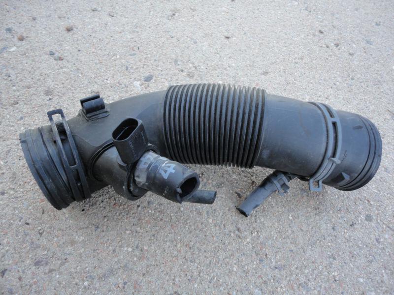 1999 jetta volkswagon air intake hose 2.0 oem