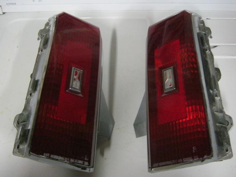 1986 oldsmobile cutlass supreme tail lights