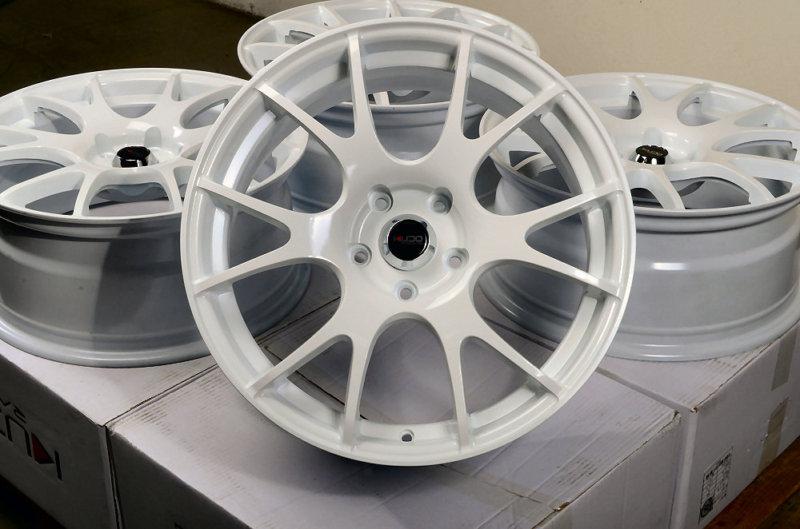 18" white kudo wheels rims 5 lugs sienna venza matrix camry impreza wrx sti rx7