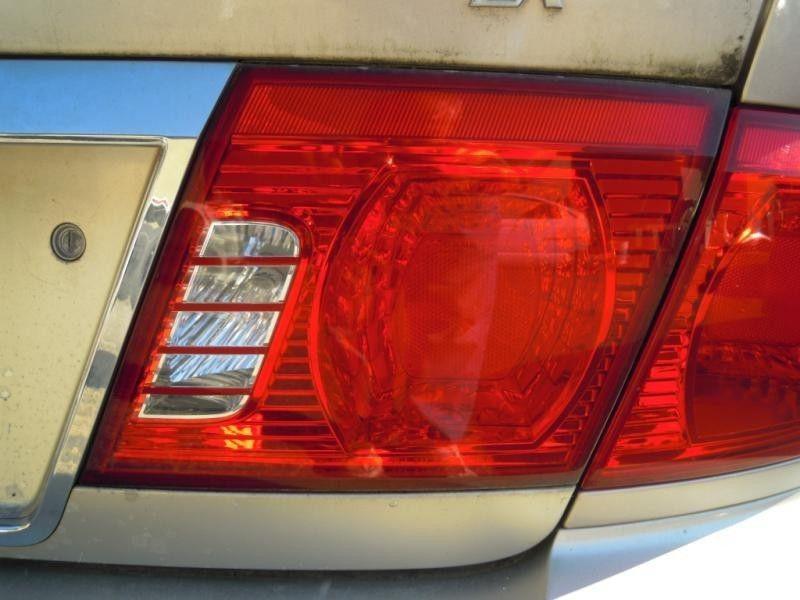 03 04 05 06 kia optima r. tail light vin d 5th digit us canada mkt lid mtd